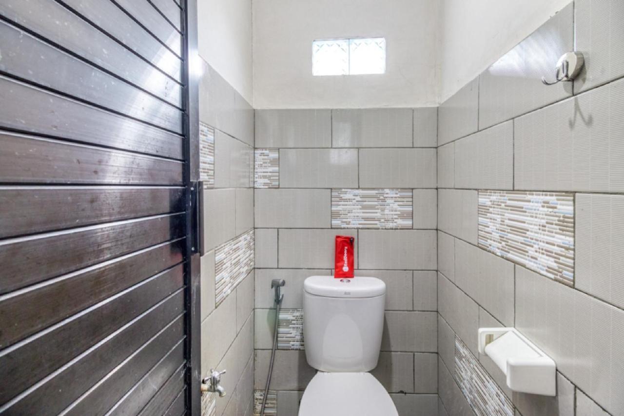 Reddoorz Hostel Near Stadion Mandala Krida Yogya Джокьякарта Экстерьер фото